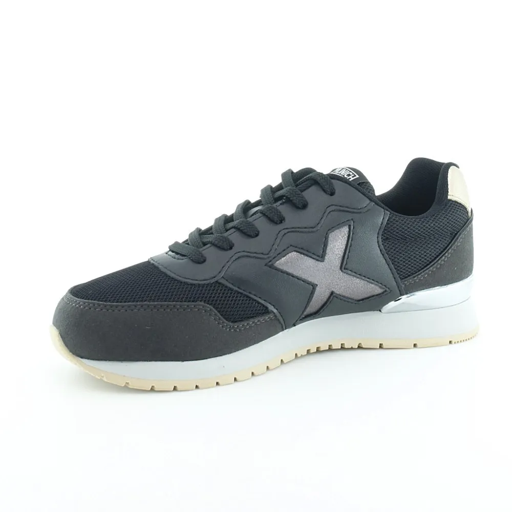 Munich Dash Negro Sneakers